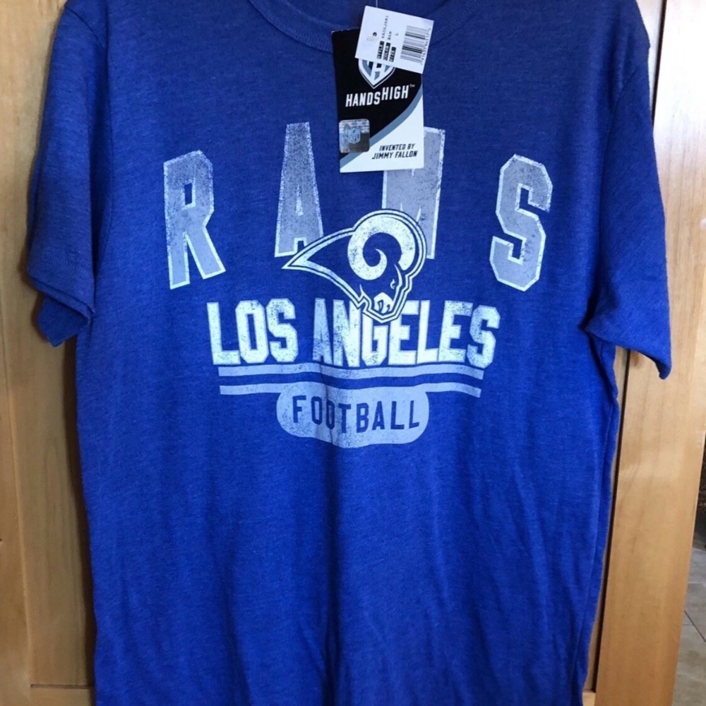 New Men’s Los Angeles Rams Blue T-Shirt. Size Large
